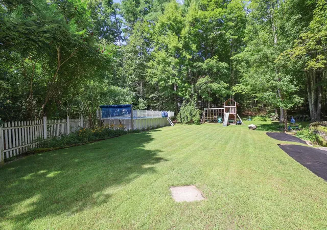 Photo 2 of Sale Pending at 285 Colby Rd, Weare, NH 03281 | MLS# 5107015 | Listing updated on 2026-08-31