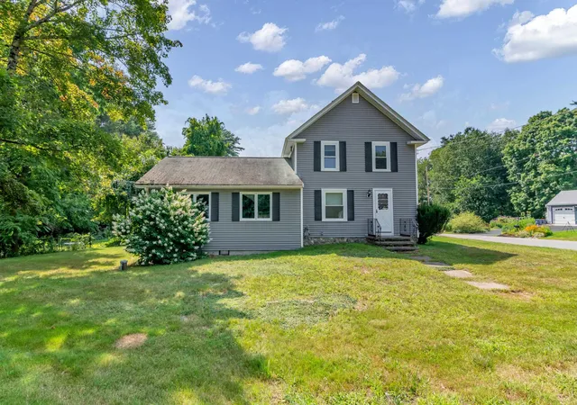 2nd image of 162 Main St, Plaistow, NH 03865 | MLS# 5107023