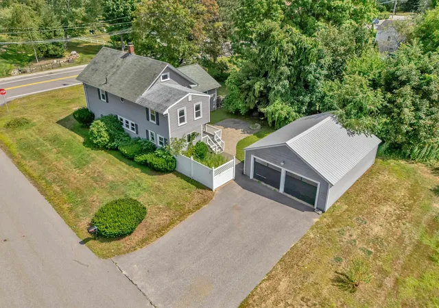 4th image of 162 Main St, Plaistow, NH 03865 | MLS# 5107023