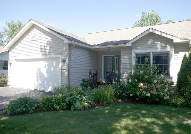 Photo 1 of Sale Pending at 37 Honeysuckle Ln, Williston, VT 05495 | MLS# 5107040 | Listing updated on 2026-08-31