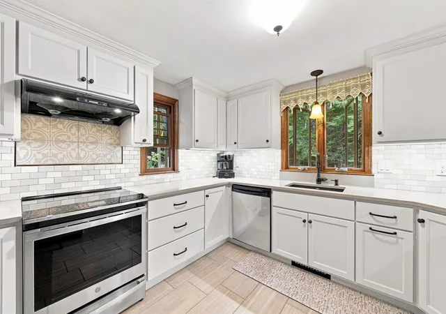 4th image of 3 Northrup Dr, Brentwood, NH 03833 | MLS# 5107045