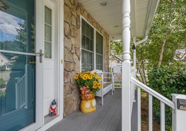 4th image of 23 Arbor Cir #23, Litchfield, NH 03052 | MLS# 5107048