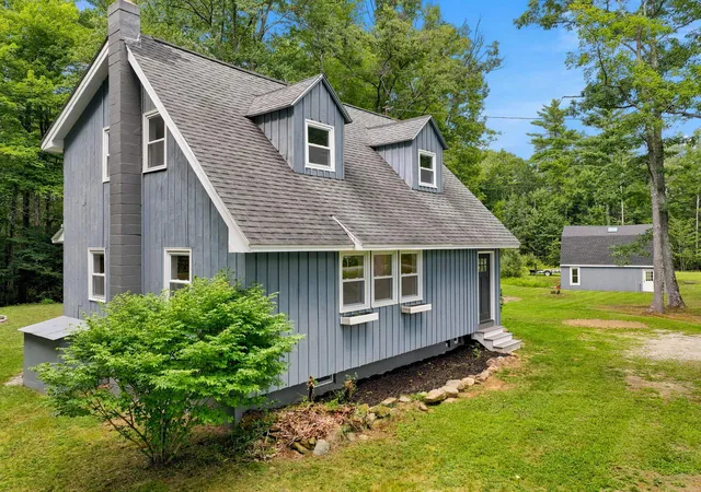 4th image of 20 Mountain Rd, Epsom, NH 03234 | MLS# 5107051