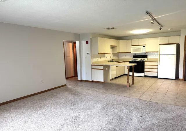 5th image of 2 Roedean Dr #A201, Nashua, NH 03063 | MLS# 5107053