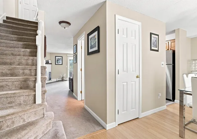 3rd image of 11 Meadowview Cir, Nashua, NH 03062 | MLS# 5107055