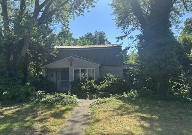 Photo 3 of Multi family home for sale at 50 Deep Meadow Ln, Exeter, NH 03833 | MLS# 5107057 | Listing updated on 2026-09-01