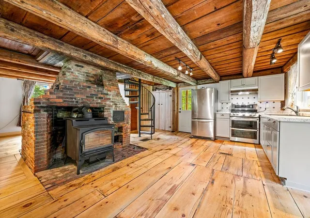 2nd image of 17 Sweeney Rd, Washington, NH 03280 | MLS# 5107059