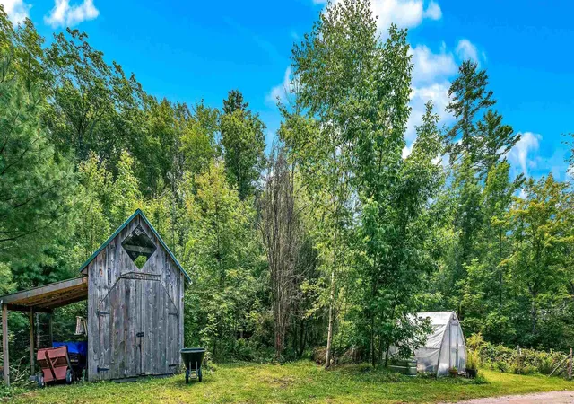 4th image of 17 Sweeney Rd, Washington, NH 03280 | MLS# 5107059