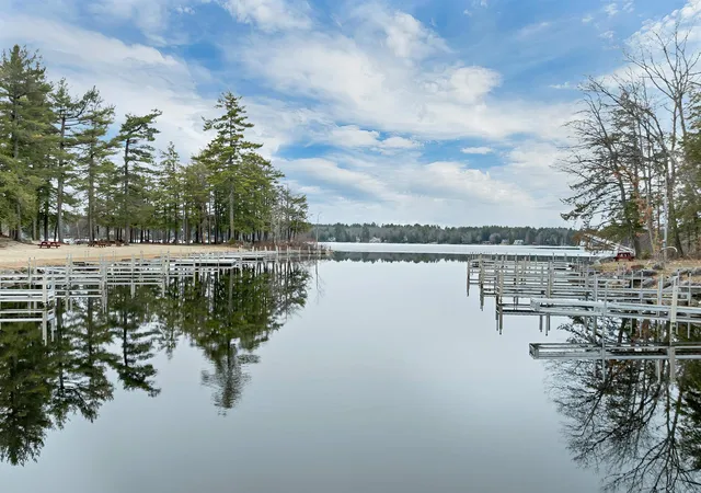 Photo 3 of Single family home for sale at 31 Fribourg St, Moultonborough, NH 03254 | MLS# 5107061 | Listing updated on 2026-09-16