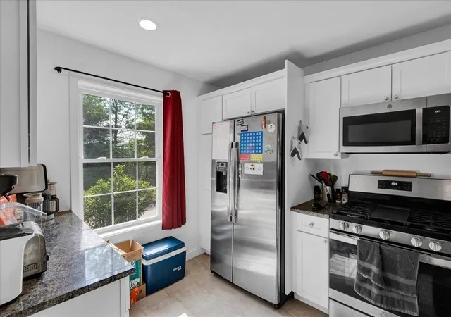 Photo 3 of Townhouse for sale at 9b Country Cmns #B, Vergennes, VT 05491 | MLS# 5107070 | Listing updated on 2026-09-11