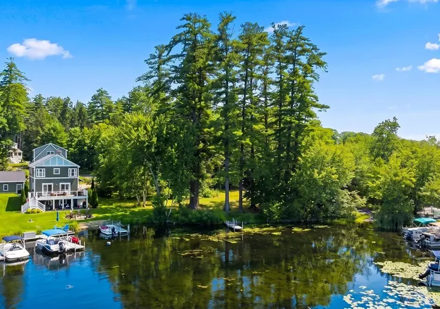 1st image of 8 Cross St, Windham, NH 03087 | MLS# 5107072