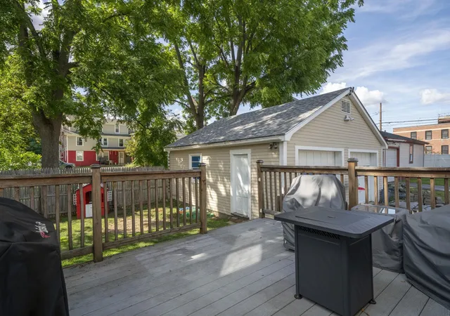 4th image of 9 Beaman St, Laconia, NH 03246 | MLS# 5107077