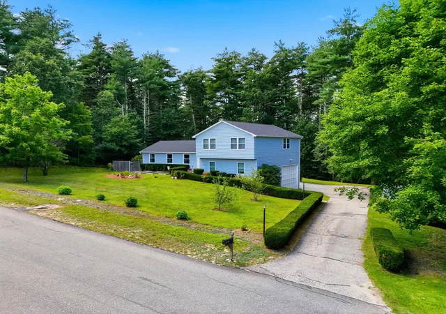 1st image of 7 Twin St, Windham, NH 03087 | MLS# 5107088