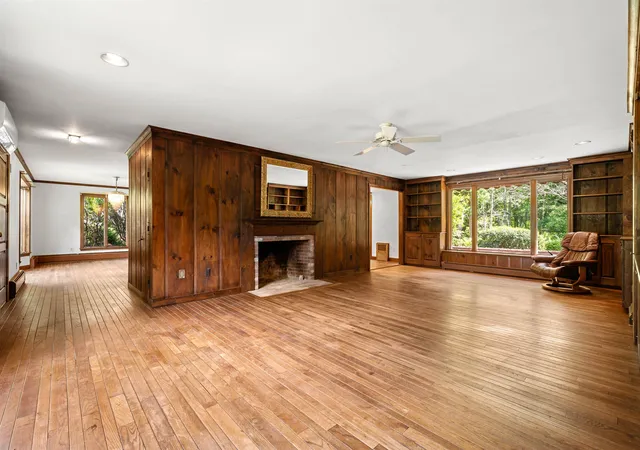 Photo 2 of Single family home for sale at 110 Woodland Rd, Hampton, NH 03842 | MLS# 5107095 | Listing updated on 2026-09-05