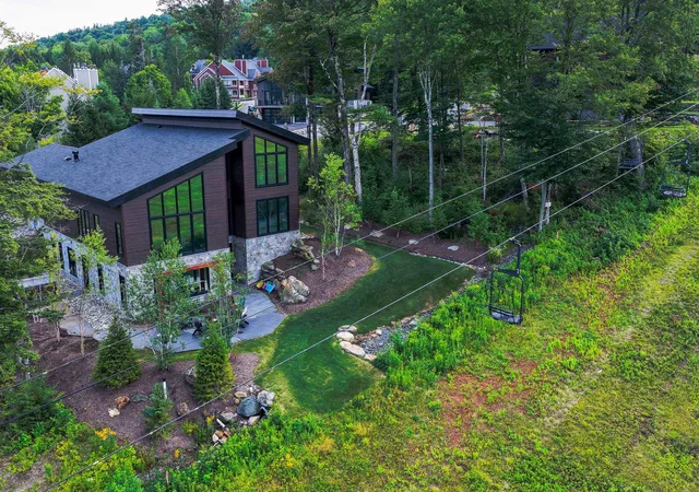 Photo 1 of Single family home for sale at 21 Sundance Loop, Dover, VT 05356 | MLS# 5107096 | Listing updated on 2026-09-14
