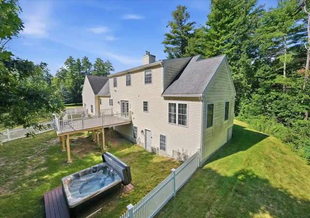 Photo 3 of Single family home for sale at 770 Mammoth Rd, Pelham, NH 03076 | MLS# 5107097 | Listing updated on 2026-10-07