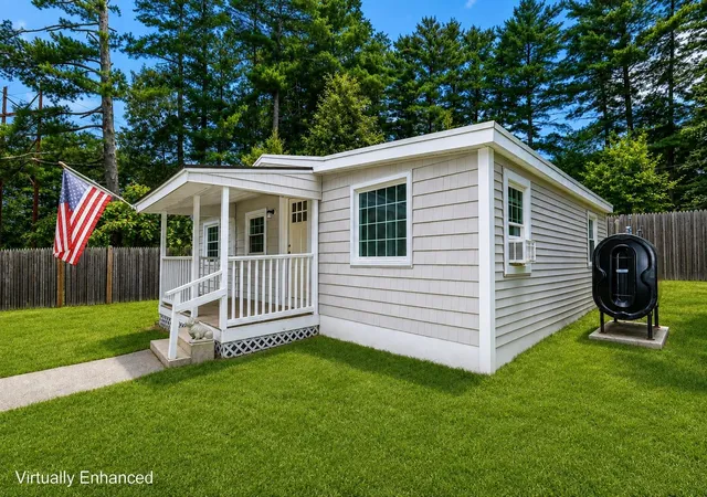 2nd image of 42 Sarette Rd, Goffstown, NH 03045 | MLS# 5107100
