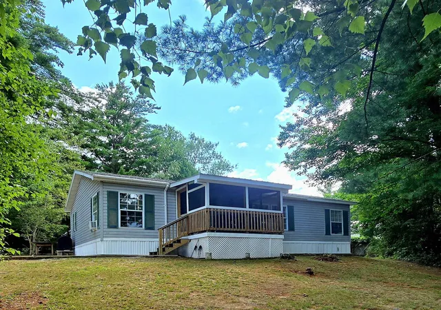 2nd image of 59 Annis Dr, Gilford, NH 03249 | MLS# 5107110