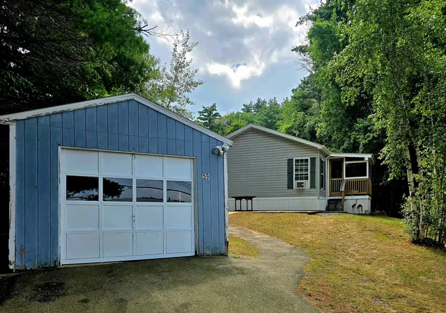 3rd image of 59 Annis Dr, Gilford, NH 03249 | MLS# 5107110