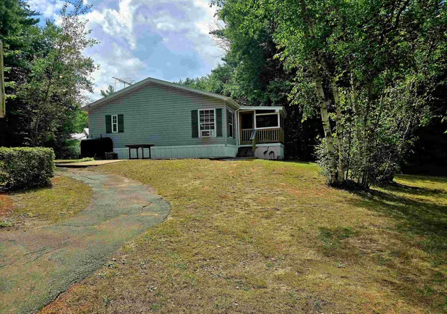 4th image of 59 Annis Dr, Gilford, NH 03249 | MLS# 5107110