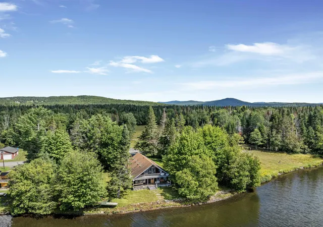 3rd image of 445 & 446 Beach Rd, Pittsburg, NH 03592 | MLS# 5107112