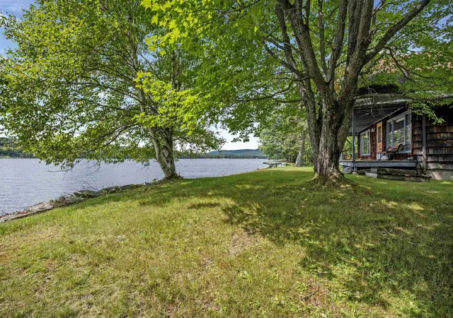 5th image of 445 & 446 Beach Rd, Pittsburg, NH 03592 | MLS# 5107112