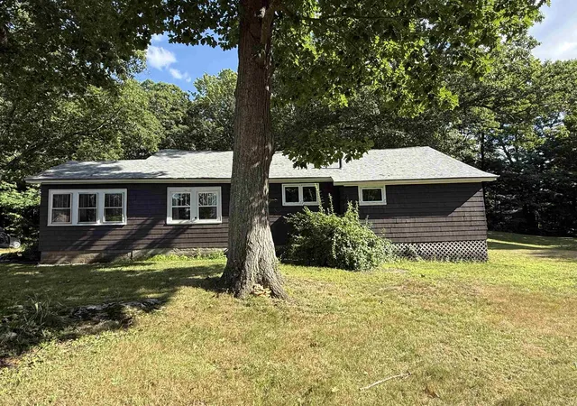 4th image of 32 Steeple Vw, Concord, NH 03303 | MLS# 5107114