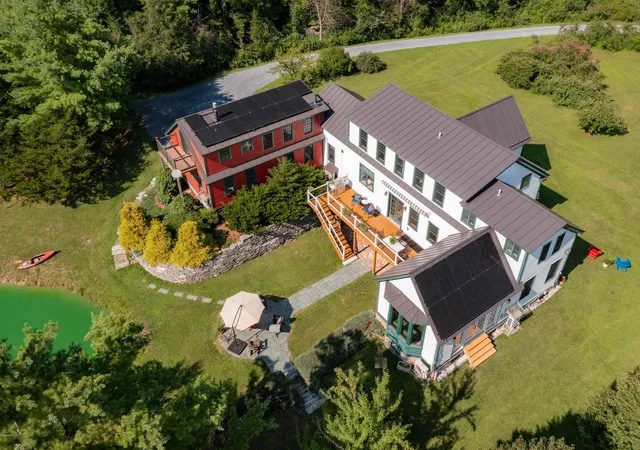 Photo 4 of Single family home for sale at 1576 Ferry Rd, Charlotte, VT 05445 | MLS# 5107116 | Listing updated on 2026-09-01