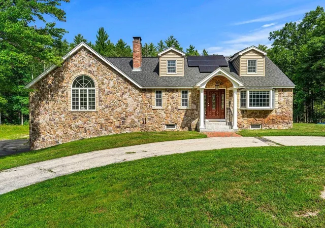 1st image of 224 New Boston Rd, Goffstown, NH 03045 | MLS# 5107136