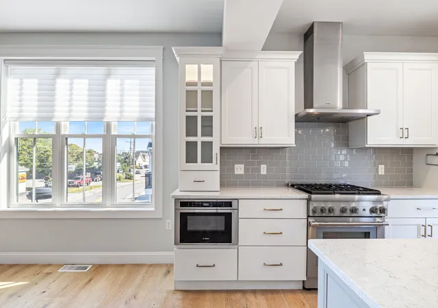 3rd image of 30 Cate St #18, Portsmouth, NH 03801 | MLS# 5107142