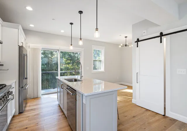 4th image of 30 Cate St #18, Portsmouth, NH 03801 | MLS# 5107142