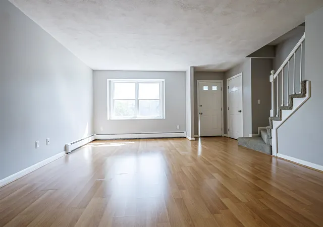 Photo 3 of Townhouse for sale at 8 Stillwater Dr, Nashua, NH 03062 | MLS# 5107144 | Listing updated on 2026-09-17