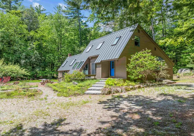 5th image of 47 Forest Pond Rd, New Hampton, NH 03256 | MLS# 5107157