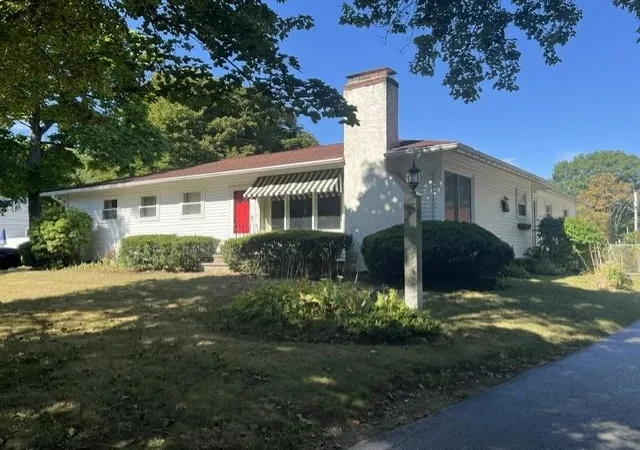 2nd image of 124 Mill Rd, Hampton, NH 03842 | MLS# 5107167