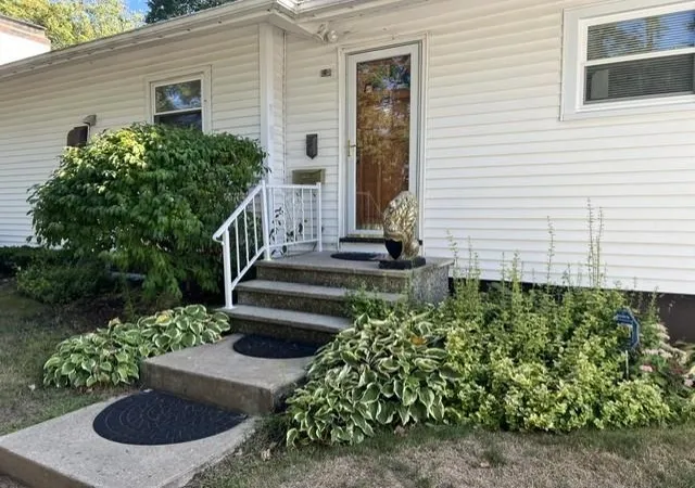 3rd image of 124 Mill Rd, Hampton, NH 03842 | MLS# 5107167