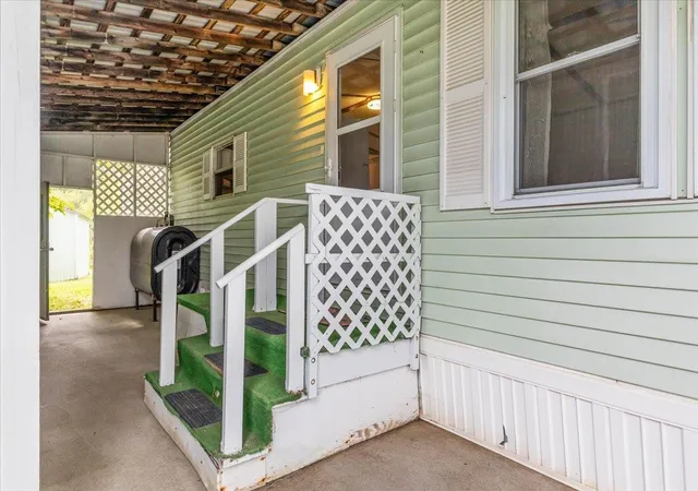 Photo 3 of Manufactured home for sale at 134 Redwood Dr, Hyde Park, VT 05655 | MLS# 5107178 | Listing updated on 2026-09-11