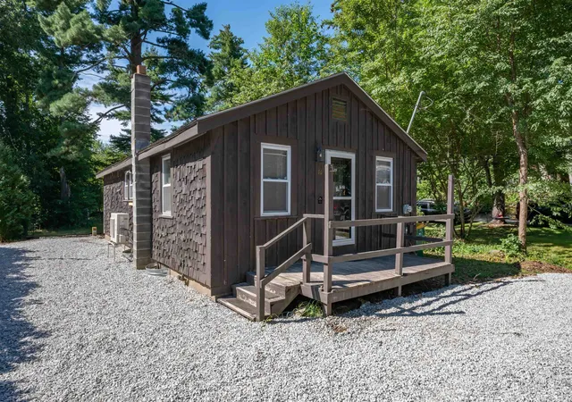 4th image of 16 3Rd St, Kingston, NH 03848 | MLS# 5107185