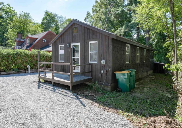 5th image of 16 3Rd St, Kingston, NH 03848 | MLS# 5107185