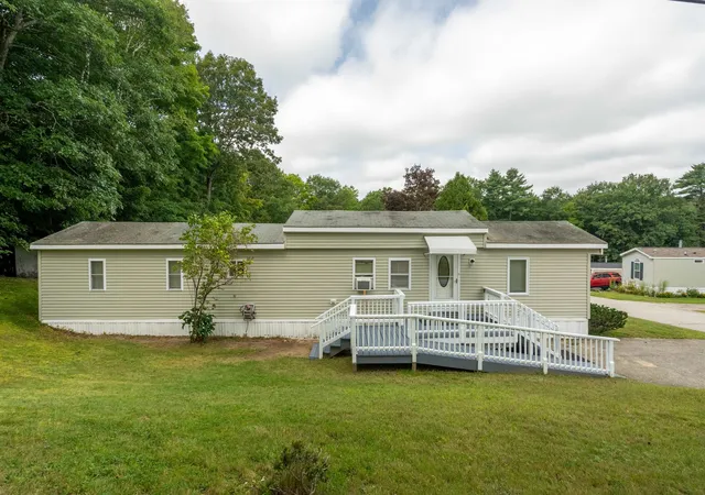 1st image of 2 Knights Ct, Raymond, NH 03077 | MLS# 5107189