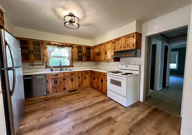 Photo 4 of Single family home for sale at 159 Riverdale Rd, Townshend, VT 05353 | MLS# 5107195 | Listing updated on 2026-08-30
