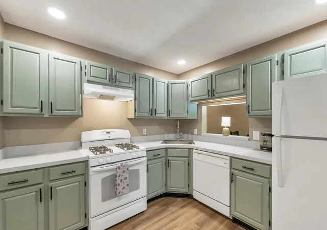3rd image of 5 Bernards Rd #1, Merrimack, NH 03054 | MLS# 5107198