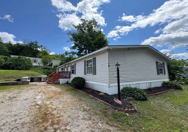 Photo 2 of Manufactured home for sale at 86 Sargent Station Rd #10, Weare, NH 03281 | MLS# 5107200 | Listing updated on 2026-08-31