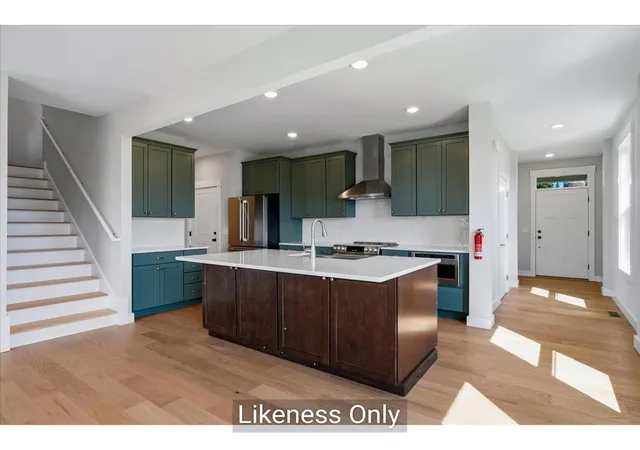 Photo 2 of Townhouse for sale at 14 Mabel Wy, South Burlington, VT 05403 | MLS# 5107216 | Listing updated on 2026-08-28