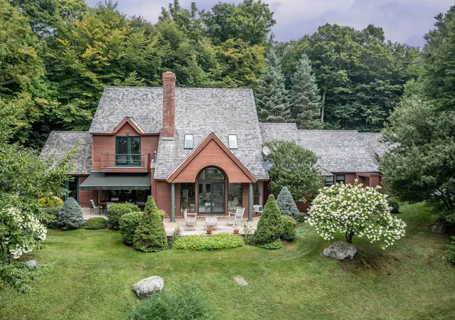 Single family home for sale at 69 Dish Ln, Stowe, VT 05672 | MLS# 5107226