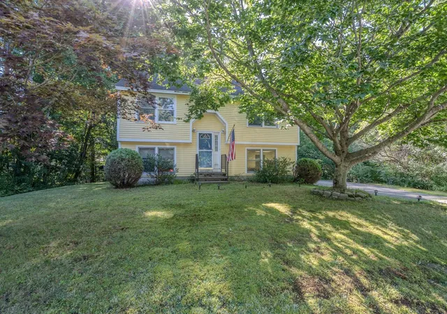 1st image of 7 Woods Dr, Newmarket, NH 03857 | MLS# 5107229
