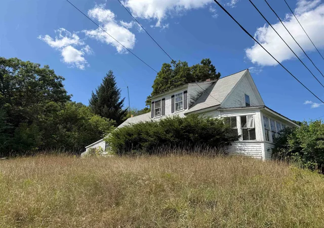 4th image of 8 Dartmouth Ave, Lebanon, NH 03766 | MLS# 5107233