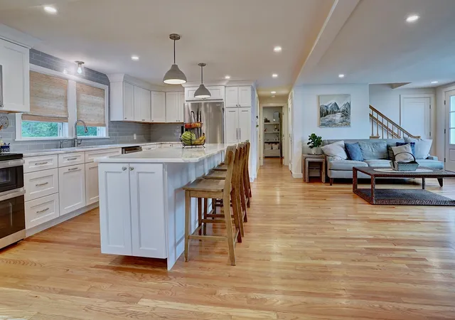 Photo 3 of Single family home for sale at 354 Wallis Rd, Rye, NH 03870 | MLS# 5107235 | Listing updated on 2026-09-15