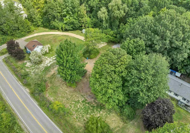 2nd image of 456 Pickering Rd, Rochester, NH 03867 | MLS# 5107236
