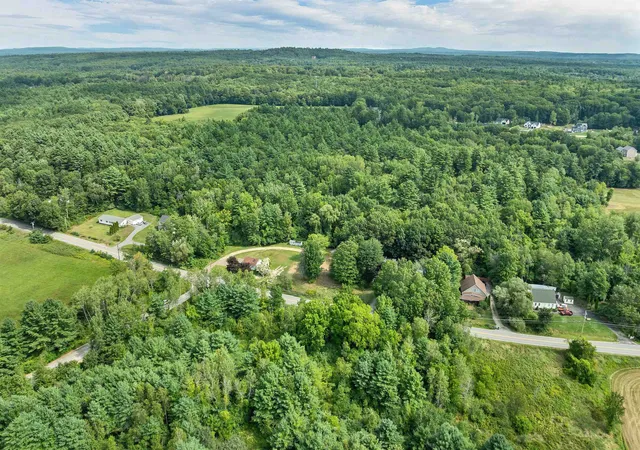 5th image of 456 Pickering Rd, Rochester, NH 03867 | MLS# 5107236
