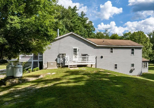 2nd image of 49 Route 107, Brentwood, NH 03833 | MLS# 5107237